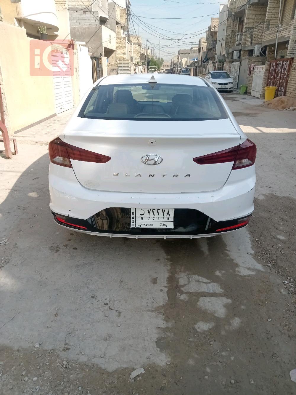هيونداي النترا